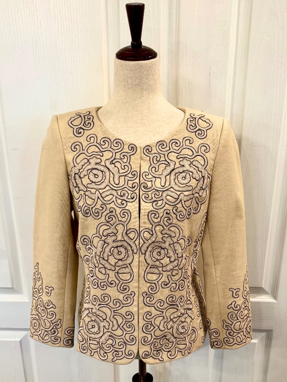 NWOT Women's PM Linen & Cotton Jacket by Dana Buchman, Embroidered, 3/4 Sleeve